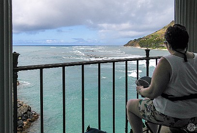 Oahu2004-023 Max enjoys the million-dollar view along the coast
