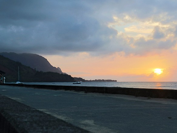 Hanalei Pier - yep, looks like it's going to be another near-miss sunset again May 15, 2014 7:01 PM : Kauai