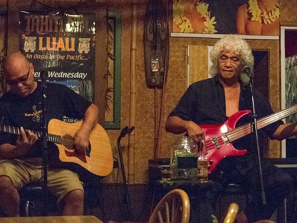 Darryl and Koko laying down the groove May 20, 2014 9:05 PM : Coco Kanealii, Kauai