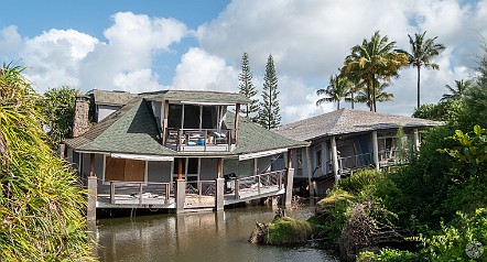 Kauai 2019-046 Fifty foot wave heights by Sunday aren't going to help these homes at all