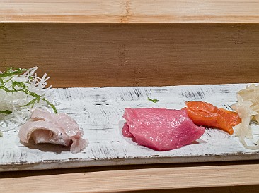 SushiYasuda2021-008 We had two different grades of fatty tuna, two different types of yellow tail, oysters, sea scallops, uni from Japan, king salmon from New Zealand, and many...