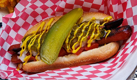 Alaska-030 After talking with the owner at length, I got his variation on a Chicago Polish dog with jalapeΓ±o relish instead of sport peppers
