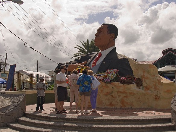 Our shopping trip into St. Johns starts on Market St. near the statue of Vere C. Bird Jan 10, 2009 9:35 AM : Antigua 2009-01, Maxine Klein, Peter and Marie James