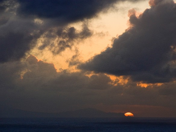Jan 11, 2009 5:52 PM : sunset