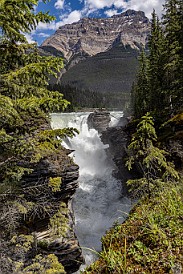 IcefieldsParkway-026 Athabasca Falls on the Athabasca River