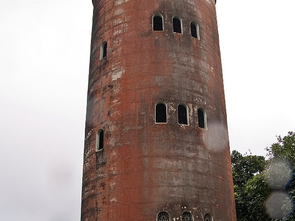 A lookout tower further up in the rainforest Jan 18, 2010 11:23 AM : El Yunque, Puerto Rico, SilverSea Caribbean Cruise 2010