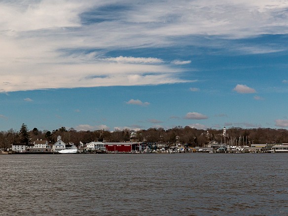 CT River Eagle Cruise 2022-001 The overnight rain started clearing to make it a brisk morning for taking one of the last eagle-spotting cruises of the season on the CT River out of Essex