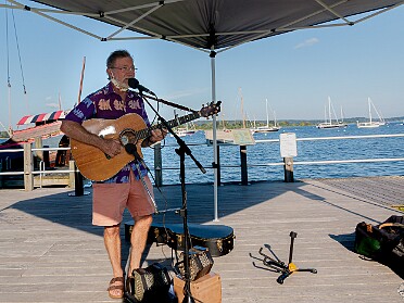 Shanties and Sails with Geoff Kaufman Geoff Kaufman leads the audience in sing-along sea shanties on August 11, 2020