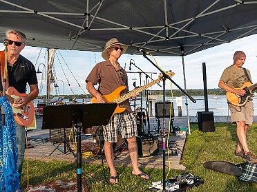 Thursdays On The Dock with Butter Jones A steamy hot Thursday with Butter Jones keeping the jams cool