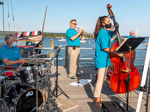 ThursdaysOnTheDock-20200806-TheLittleBigBand-019