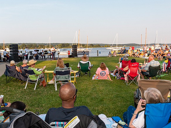 ThursdaysOnTheDock-20210715-USCGJazzBand-036