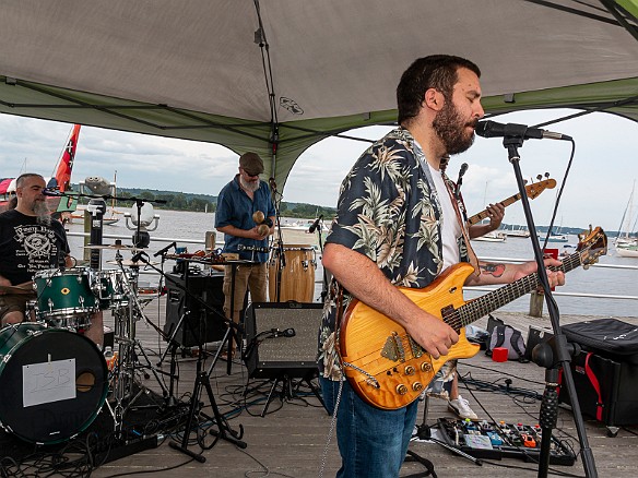 ThursdaysOnTheDock-20210722-JohnSpignesiBand-019