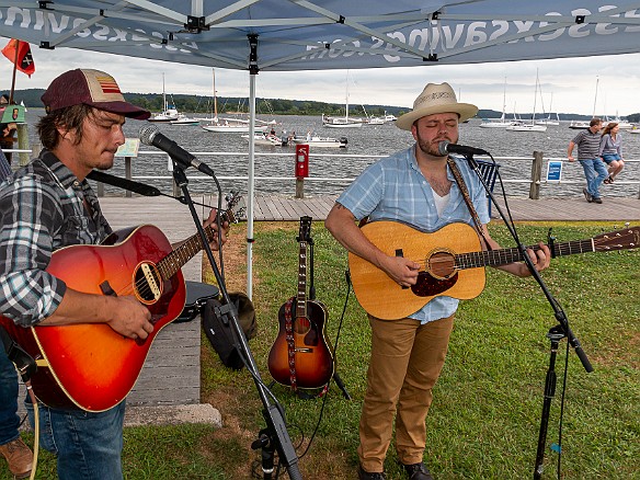 ThursdaysOnTheDock-20210819-MeadowsBrothers-018