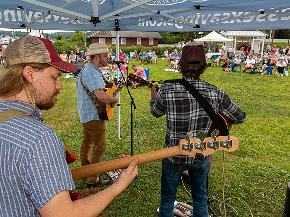 ThursdaysOnTheDock-20210819-MeadowsBrothers-019