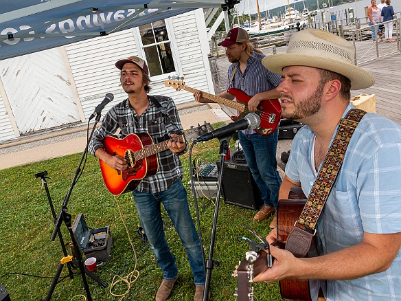 ThursdaysOnTheDock-20210819-MeadowsBrothers-023