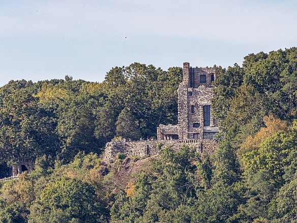 MusicOnTheRiver-20220821-JohnSpignesi-013 Gillette Castle 🏰