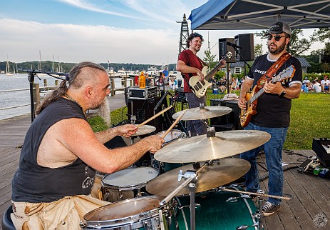 ThursdaysOnTheDock-20230720-JohnSpignesiBand-030