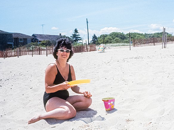 RehobothBeach1972-011 Hey that's my mom!