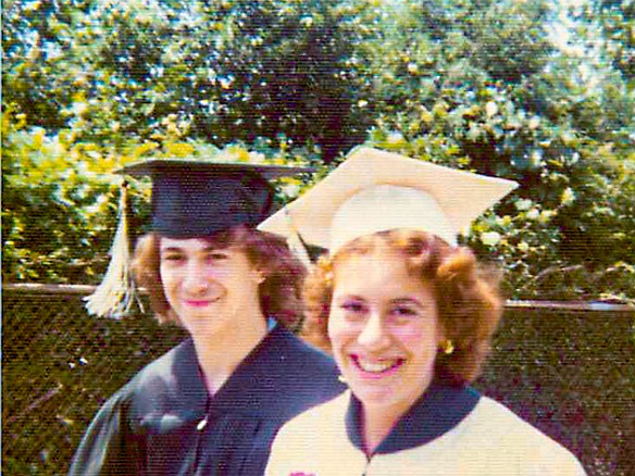 RippowamGraduation1975-009 Rich Sneiderman and Lisa Bloch