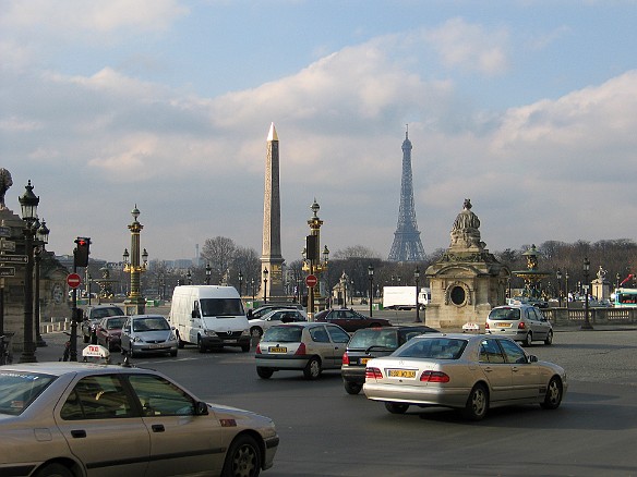 After the Pompidou, we returned to our hotel via Place Concorde Jan 26, 2005 6:38 PM : Paris