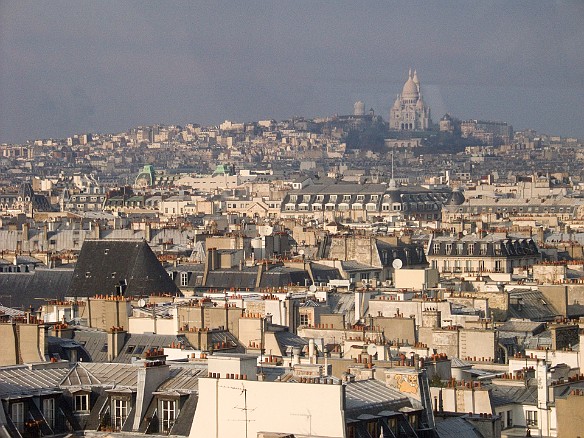 View of Mont Martre and the Sacre Coeur in the distance Jan 26, 2005 9:43 AM : Paris