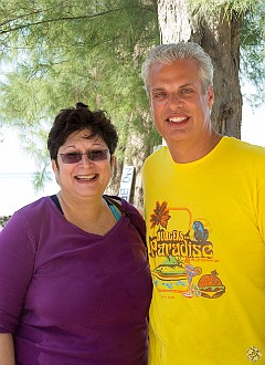 Max poses with her hero, Eric Ripert. Eric spent several months perfecting his snapper burger. We both agreed it was the hit of the barbecue (and we did not just say that to get the photo). Jan 19, 2013 11:22 AM : Eric Ripert, Grand Cayman, Maxine Klein