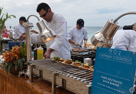 Each chef had their own "burger stand". Each burger was pretty small, but there was way more food than mere mortals could reasonably cope with. Chris Southwick was doing pretty darned yummy duck burgers. Jan 18, 2014 12:32 PM : Chris Southwick, Grand Cayman : Maxine Klein,David Zeleznik,Daniel Boulud