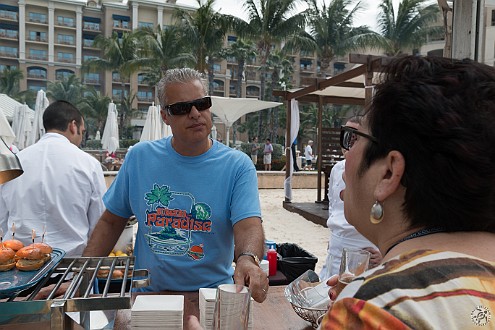 CaymanCookout2014Day2-010 Max orders an ahi tuna burger from Eric Ripert