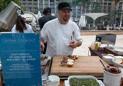 Scott Popovic stuck to his midwest Amish roots and went with toppings of apple butter, cheddar, and beef bacon. Jan 18, 2014 12:34 PM : Grand Cayman, Scott Popovic : Maxine Klein,David Zeleznik,Daniel Boulud