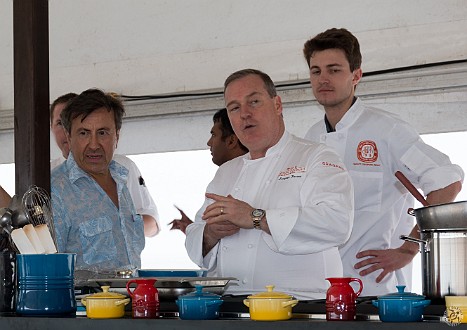 No rest for the weary! We have barely an hour after Burgers in Paradise wraps until the demo with Mr. Chocolate, Jacques Torres, is about to get underway after brief consultation with Daniel Boulud. The young man behind Jacques is his son in-law, who is an engineer in charge of his facility's chocolate making machinery. He was standing in as sous-chef which made him the butt of lots of good natured ribbing. Jan 18, 2014 2:41 PM : Daniel Boulud, Grand Cayman, Jacques Torres : Maxine Klein,David Zeleznik,Daniel Boulud