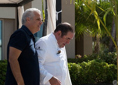 GrandCayman2017-013 Eric Ripert walks Emeril onto the stage