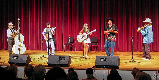 Kauai-014 Monday evening was a concert billed as 