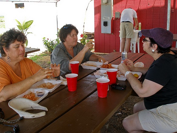 May 13, 2008 1:25 PM : Debra Zeleznik, Mary Wilkowski, Maxine Klein, Oahu