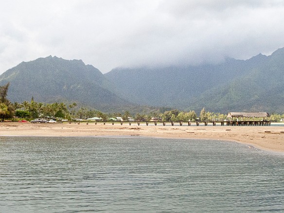 View backwards as we leave Hanalei Bay, very early in the morning! May 8, 2010 7:20 AM : Kauai