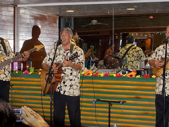 The band played as we ate dinner and they were great! Phenomenal harmony singing, ukulele playing, and Coppin Colburn in the center on guitar. May 15, 2012 7:02 PM : Coppin Colburn