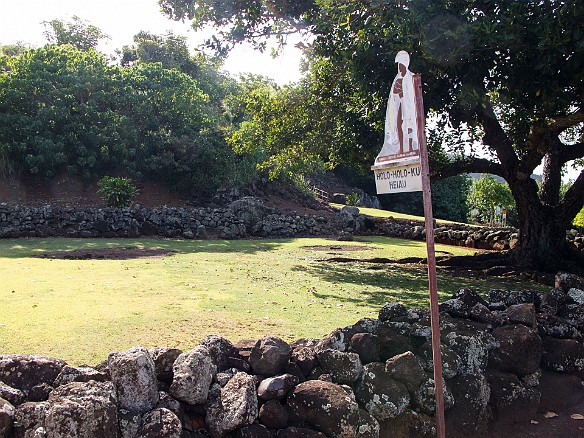 Just a short ways up the Wailua River is the Holoholoku heiau which is.... May 19, 2012 4:26 PM