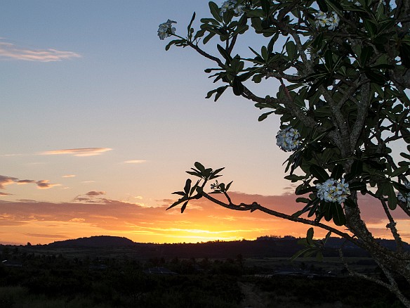 Sunset Wed evening at Kukuiula Center in Koloa May 22, 2013 7:10 PM : sunset