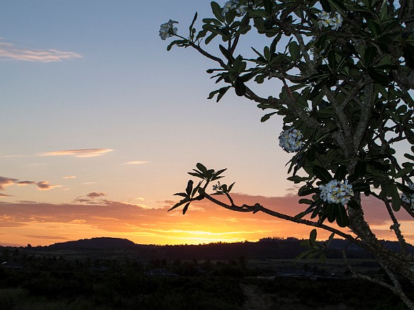 Sunset Wed evening at Kukuiula Center in Koloa May 22, 2013 7:10 PM : Kauai