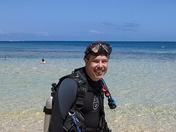 Loaded for bear.... well, turtles... May 21, 2014 10:30 AM : David Zeleznik, Diving