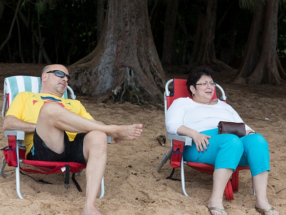 It was just too cloudy and the surf too rough to consider going in the water. Instead, we just relaxed and caught up on all the family gossip. May 11, 2014 2:55 PM : Kauai, Maxine Klein, Robbie Strasser