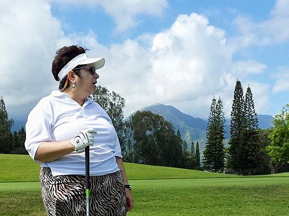 My last day of diving was Wednesday, so Thursday morning I joined Max as her caddy, photographer, and cart driver on the Makai Course. Things were a little backed up, so we waited for tee off on the first hole. May 22, 2014 10:10 AM