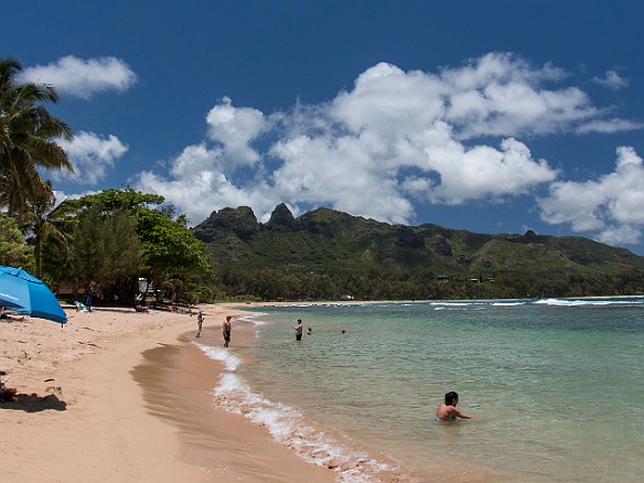 Picture perfect day at Anahola Beach Park May 15, 2015 12:27 PM : Kauai : Debra Zeleznik,David Zeleznik,Jawea Mockabee,Maxine Klein,Mary Wilkowski