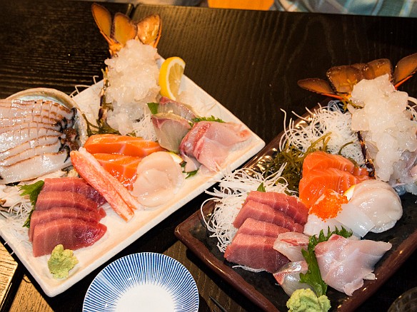 We went all-in this time, getting "MItch's Special Course" which includes abalone sashimi (top left in the shell - awesome!) and lobster sashimi (two tails - double super-awesome!). The toro, kampachi, and fatty salmon were equally unbelievable. May 23, 2015 7:19 PM : Oahu