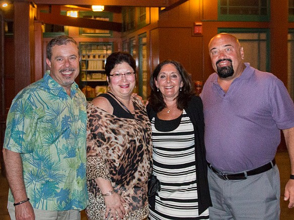 Our last meal in Kauai with Rona and Michael May 19, 2016 9:06 PM : David Zeleznik, Maxine Klein, Michael Strasser, Rona Burke