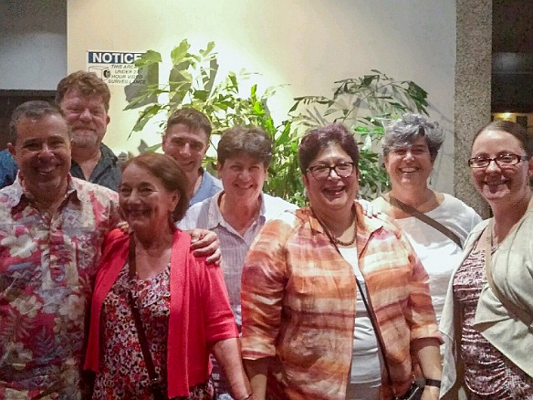 Hawaii2017-013 : Becky Laughlin, Billy Laughlin, Brendan Hoffman, David Zeleznik, Debra Zeleznik, Mary Wilkowski, Maxine Klein, Megan Hoffman