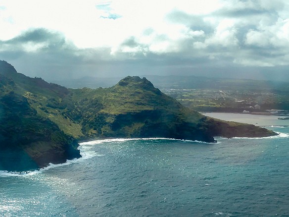 Flying in to Lihue, Kauai from Honolulu May 13, 2017 3:52 PM