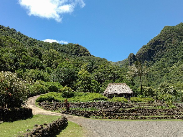 Monday visit with Deb to Limahuli National Tropical Botanical Garden. Closed to the public on Mondays, I had the place to myself while Deb conducted business with the administrator. May 22, 2017 11:08 AM