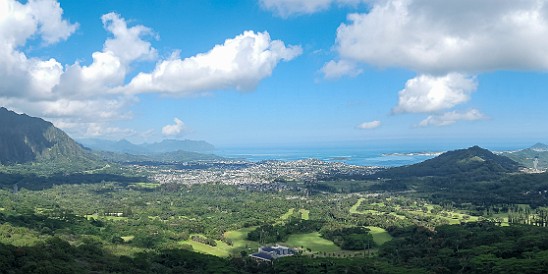 Oahu-023 It was a beautifully clear day to stop at the Pali lookout and take in the great views towards Kaneohe