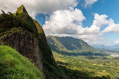 Oahu-030 It was a beautifully clear day to stop at the Pali lookout and take in the great views towards Kaneohe