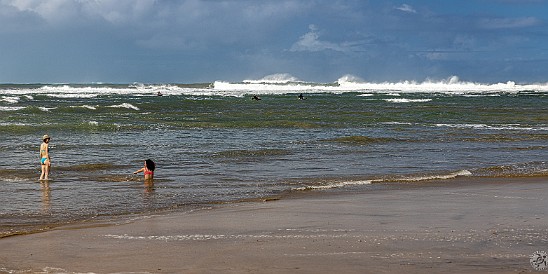 Kauai-010 These women were idiots and were promptly screamed at by the lifeguards to haul their butts back to shore